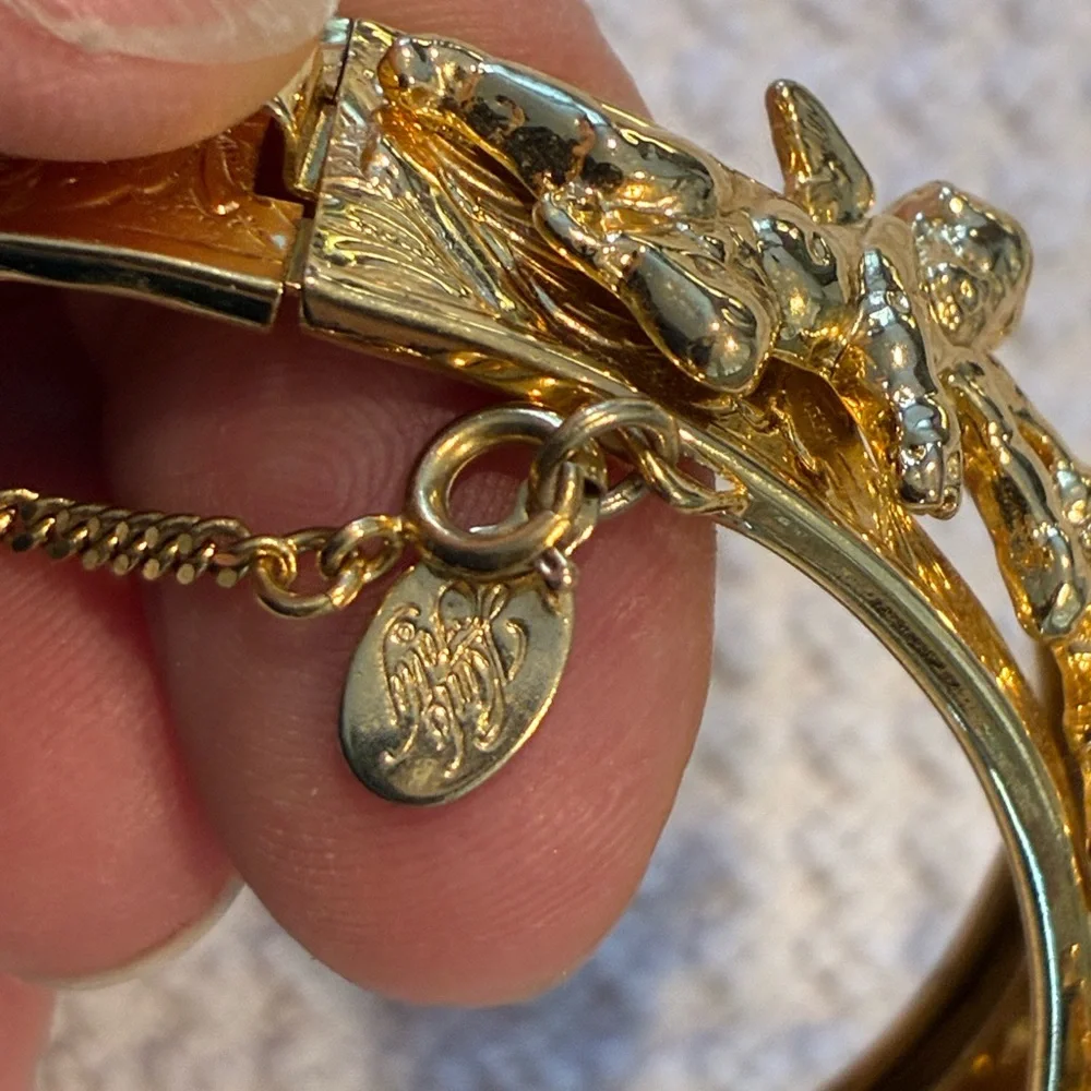 Elegant Kirk’s Folly Gold-Tone Women's Bracelet - Picture 5 of 5